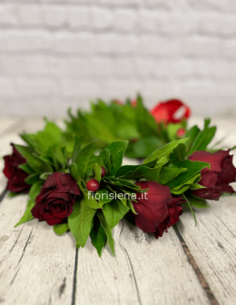 Coroncina alloro con rose e bacche di iperico